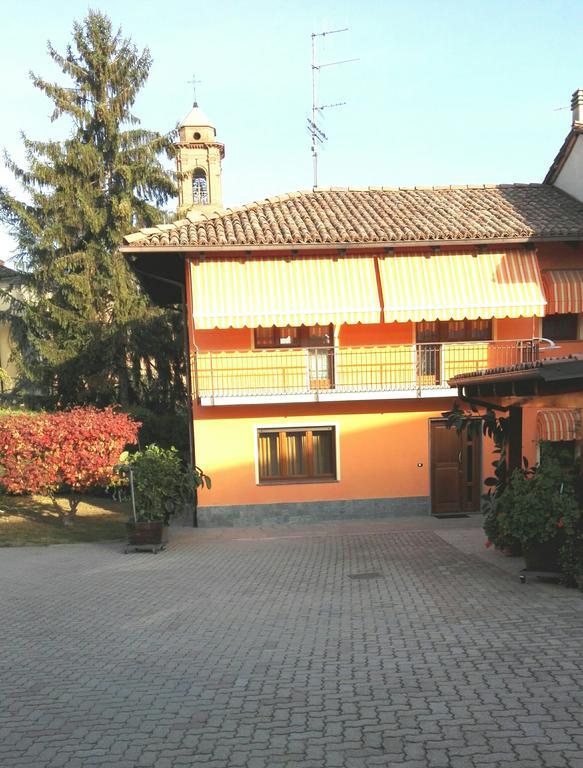 Casa Sammo Villa Piobesi d'Alba Buitenkant foto