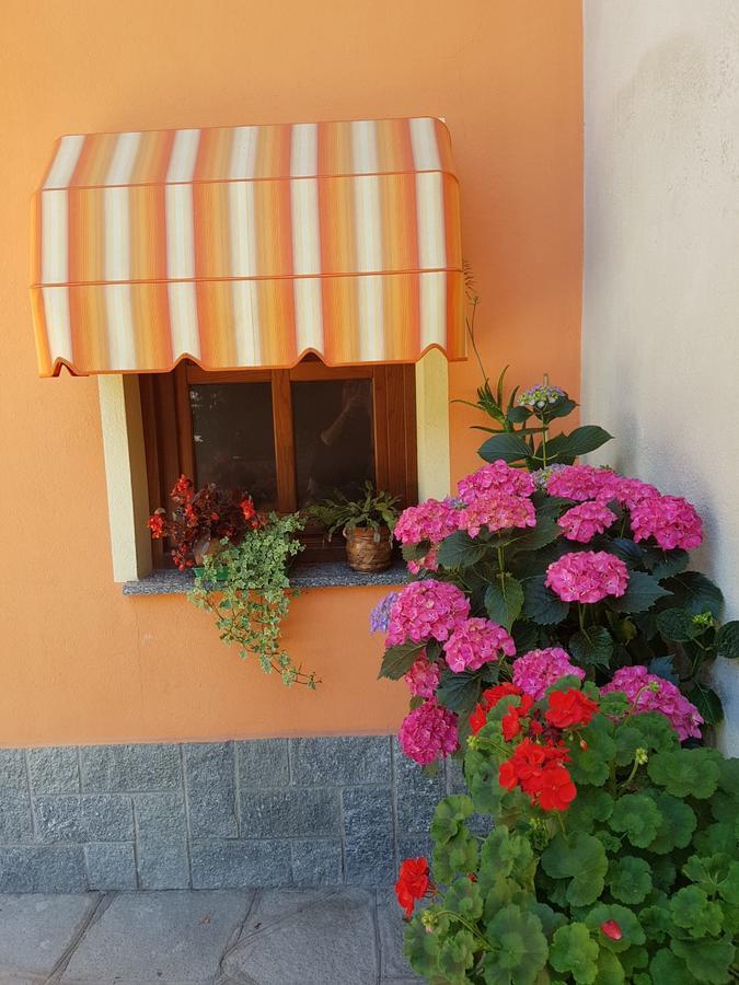 Casa Sammo Villa Piobesi d'Alba Buitenkant foto