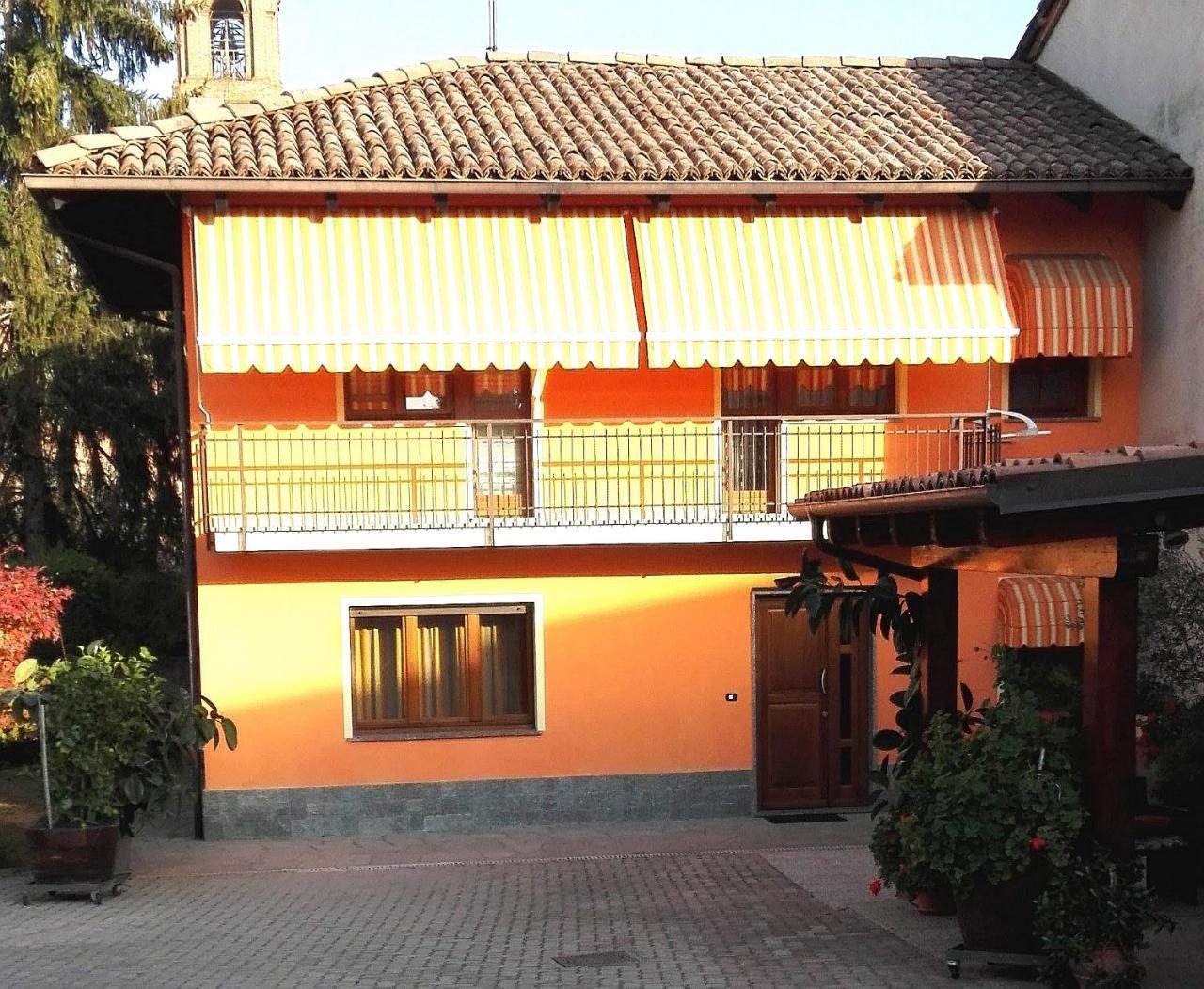Casa Sammo Villa Piobesi d'Alba Buitenkant foto