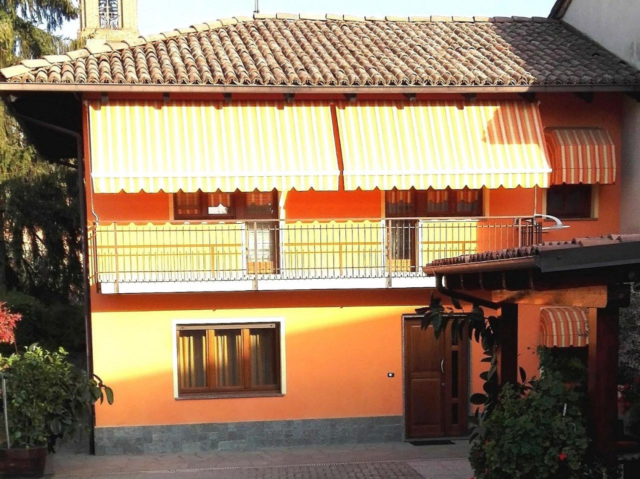 Casa Sammo Villa Piobesi d'Alba Buitenkant foto